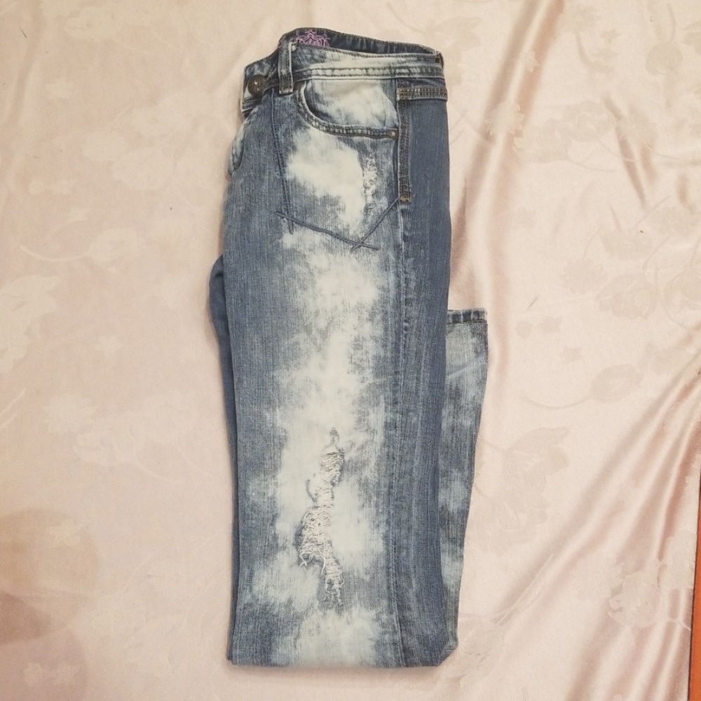 Women Express ReRock jeans